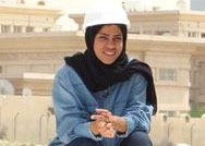 سارة عبدالله أول إماراتية تنقب عن الآثار