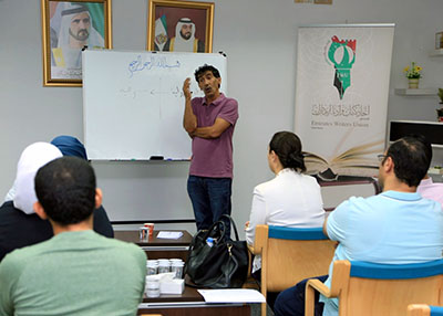 "دبي للثقافة" تقيم ورشة للكتّاب المسرحيين
