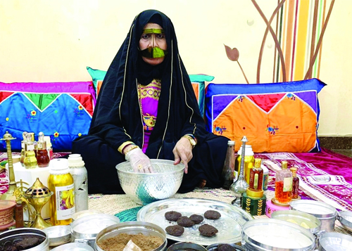 البخور.. أريج الماضي وعبق الأصالة